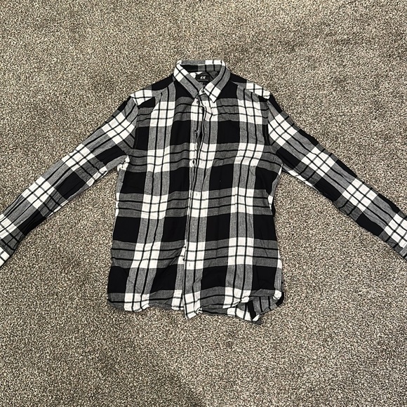 H&M Other - HM plaid shirt
